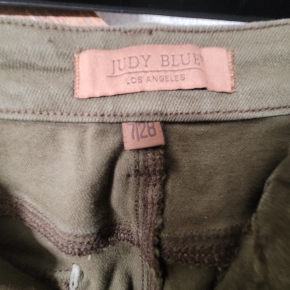 Judy Blue High Rise Green Cuffed Jeans - Picture 3 of 3